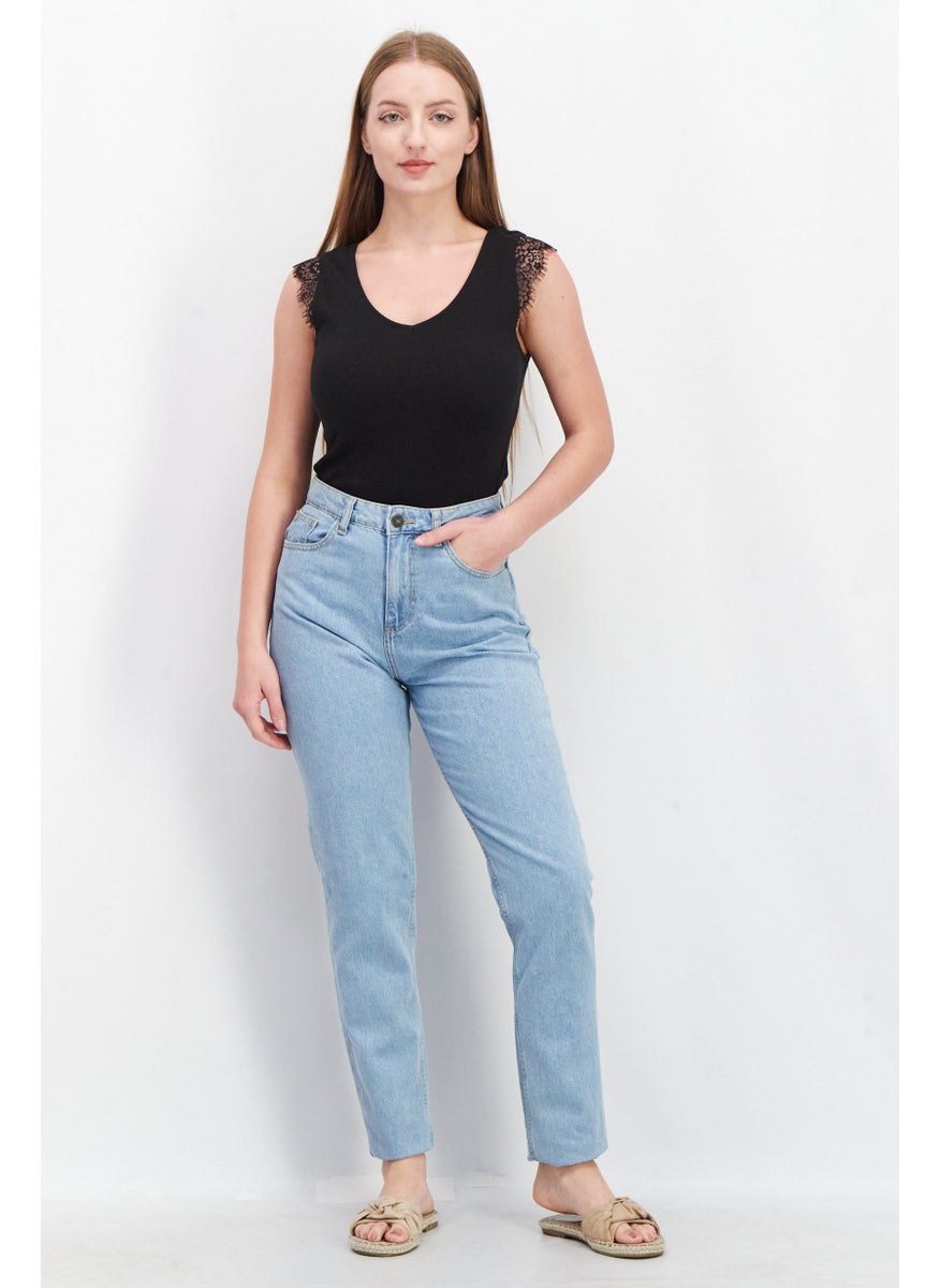 NOISY MAY Women Mom Fit Solid Non Stretchable Denim Jeans, Blue  - Image 4
