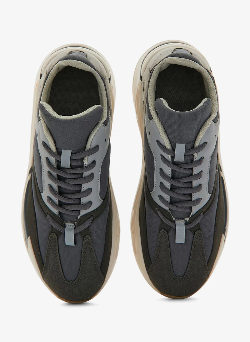 Seventy Five Casual Sneakers