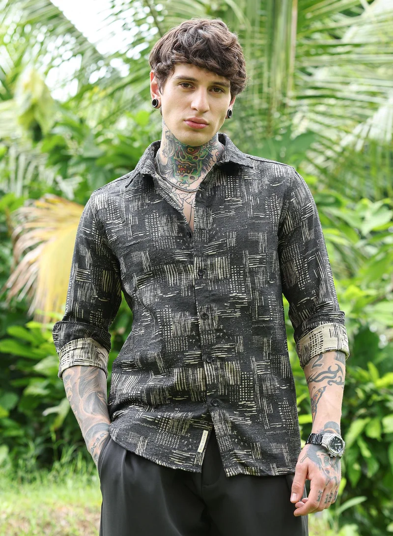 كامبوس سوترا Campus Sutra Men's Sacramento Green Contrast Scratch-Jacquard Shirt | Regular Fit Full Sleeve Spread Collar Abstract Pattern | Cotton-Blend Woven Fabric For Club & Casual Wear