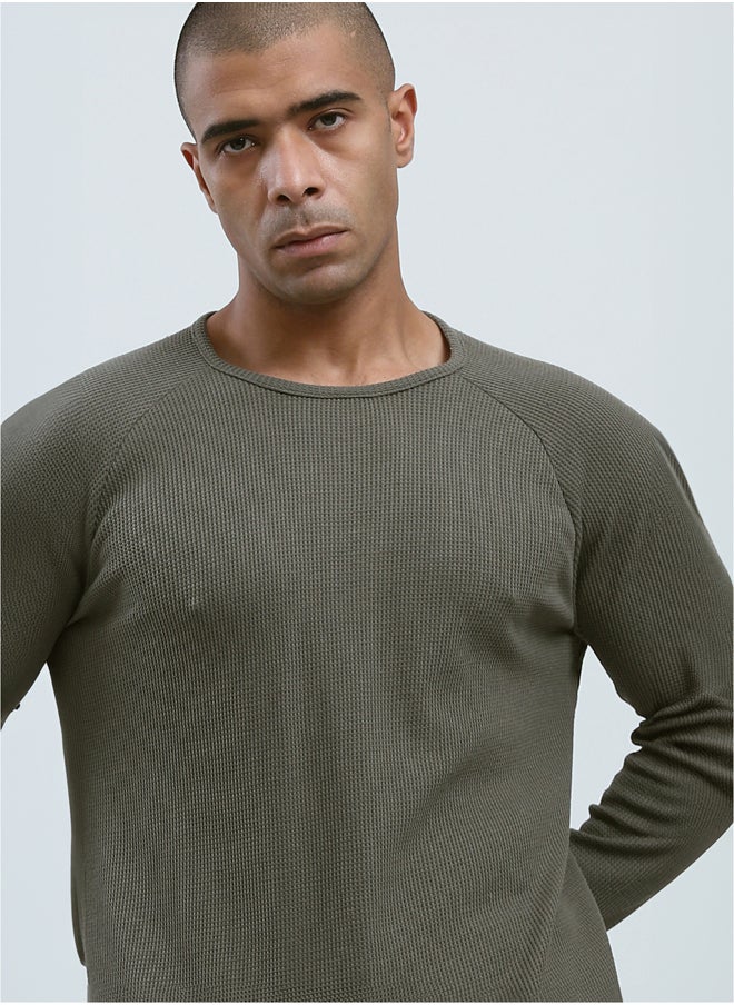 RAVIN Crew Neck Long Sleeves Dark Olive Tee  - Image 4