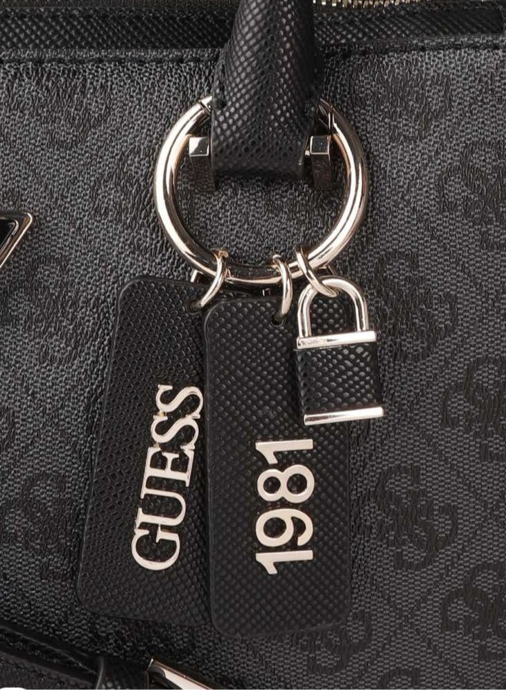 جس حقيبة GUESS الكلاسيكية المزخرفة بشعار GUESS  - Image 4