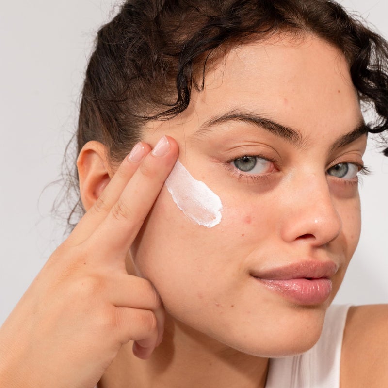 COOLA Clear Skin Oil-Free Moisturizer with SPF 30, Dermatologist Tested Sunscreen with Niacinimide and Centella Asiatica, 1.1 Fl Oz - Image 5
