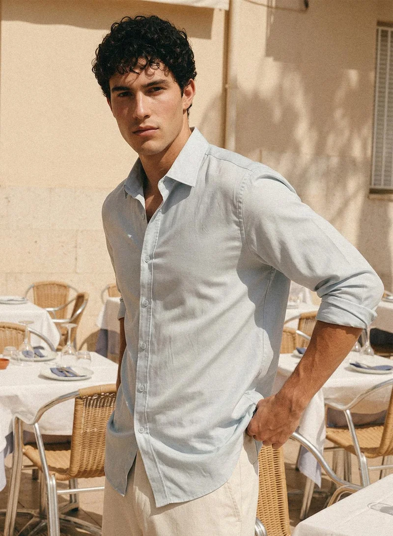 Dennis Lingo Light Blue Poly Cotton Solid Button Down Regular Shirt For Men