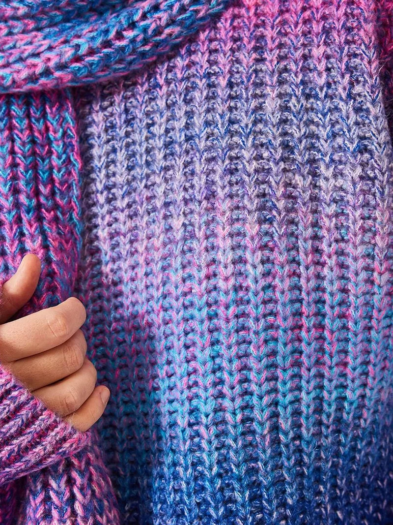 بيانكو لوتشي كنزة بياقة دائرية مضلعة متدرجة من لوتشي