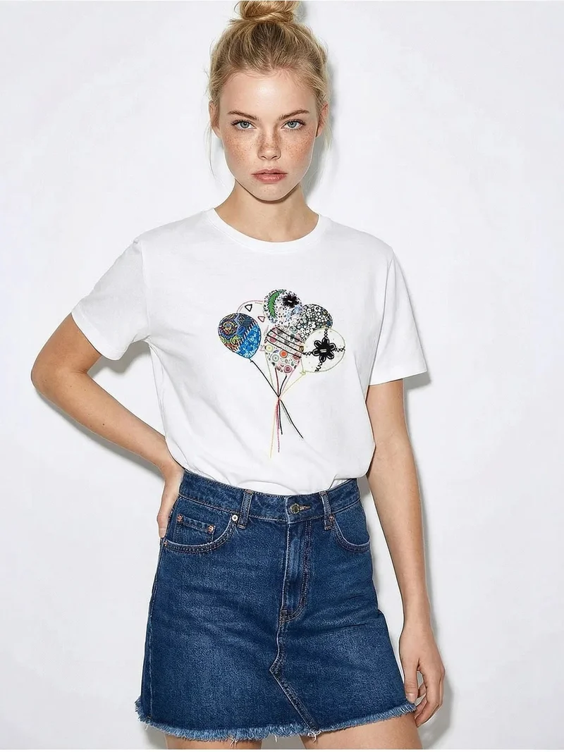 Bianco Lucci LUCCI Embroidered Printed Crew Neck T-Shirt