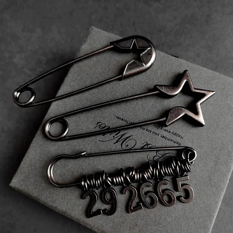 82mm Adjustable Stainless Steel Safety Pin for Women's Scarf and Multi-Purpose Clothing Use - Image 1