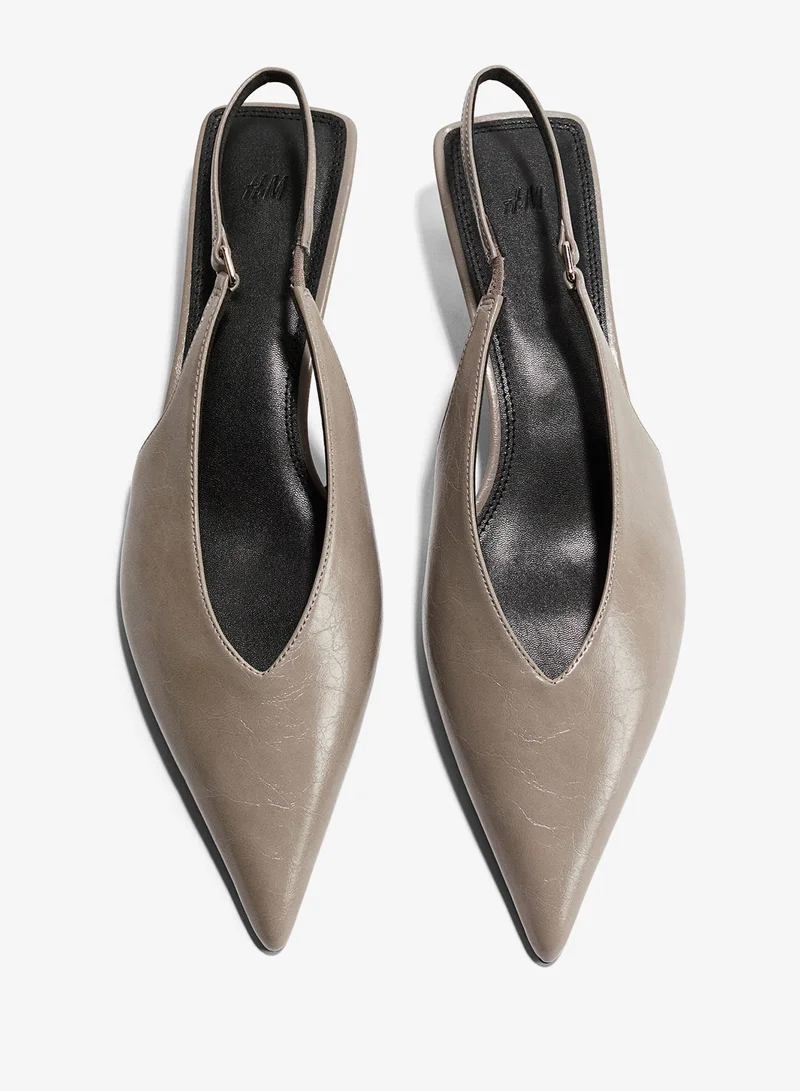 اتش اند ام حذاء مفتوح من الخلف بكعب صغير