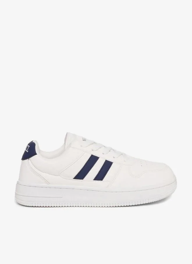 ستايلي اكتيف حذاء سنيكرز بنعل بلاتفورم وخطوط جانبية