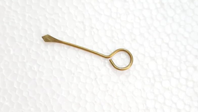 Generic Brass Thiri KambiVilakku Thiri ThoondiDiya thiri thundiWick Stimulator 35 Inches  - Image 2