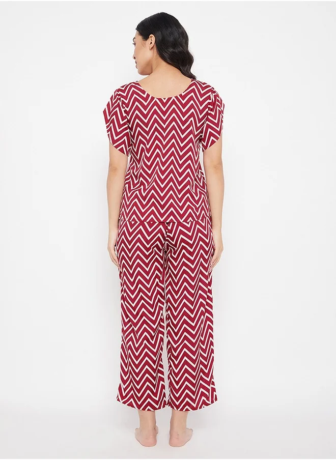 Clovia Clovia Chevron Print Top & Pyjama Set in Red - Crepe