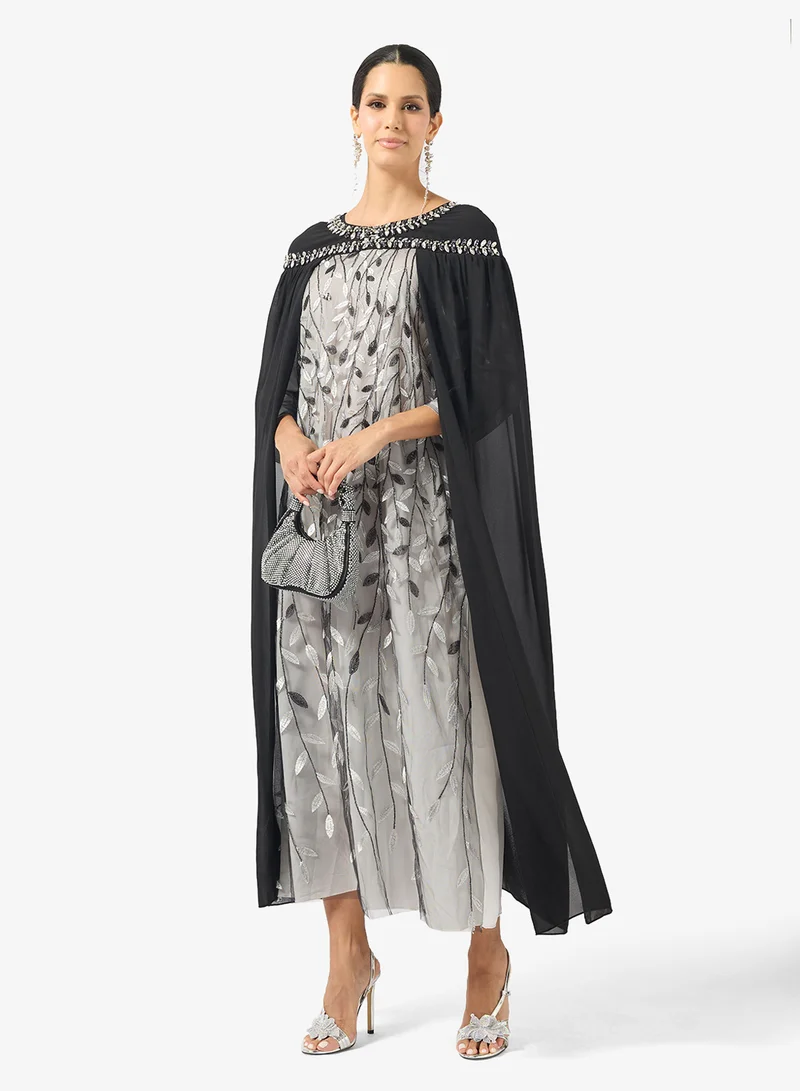 خزانة Embellished Dress With Cape