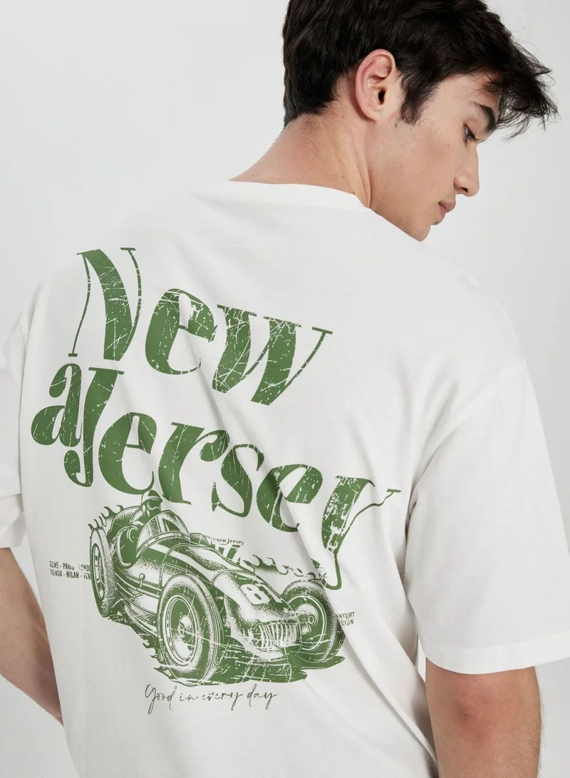 DeFacto  Comfort Fit Crew Neck Printed T-Shirt for Men | Best Price UAE