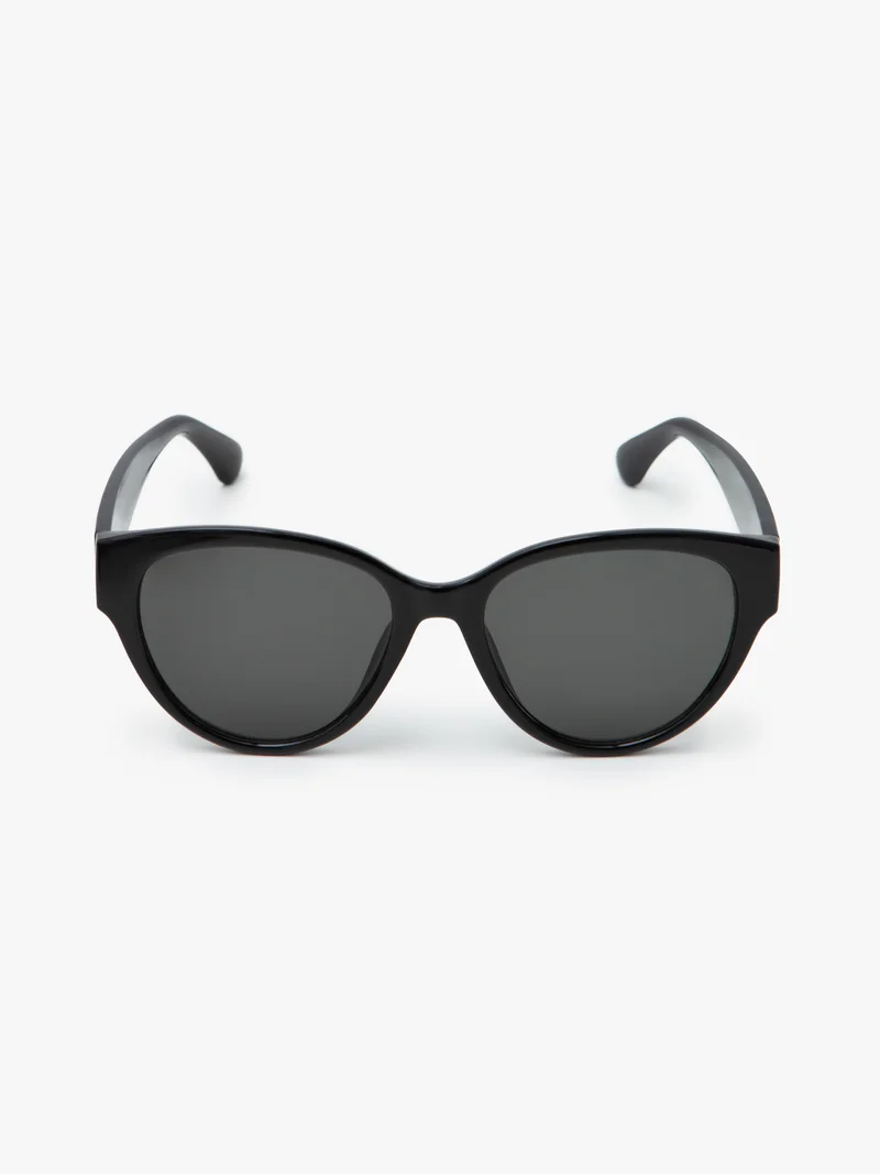 Lichi Large sunglasses with hearts on the temples