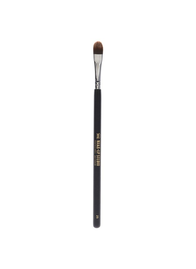 Make-Up Studio - Eyeshadow Camouflage Age Nylon Brush 25 For Women 1 Pc Brush - Image 1
