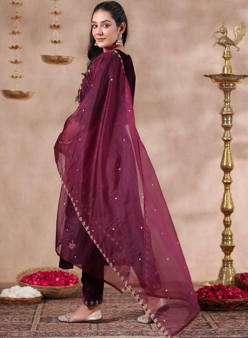 ISHIN Women's Purple Velvet Self Design Full Length Palazzo Kurta Set  - Image 5