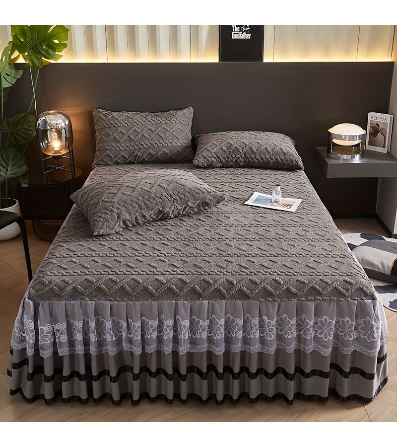 3pcs Lace Bed Skirt Set in Green With 2 Pillowcases 60.24 by 79.92 Inches High End Luxurious Thickened Warm Anti Slip Soft Breathable Foldable Bed Skirt for Bedroom Guest Room - Image 2