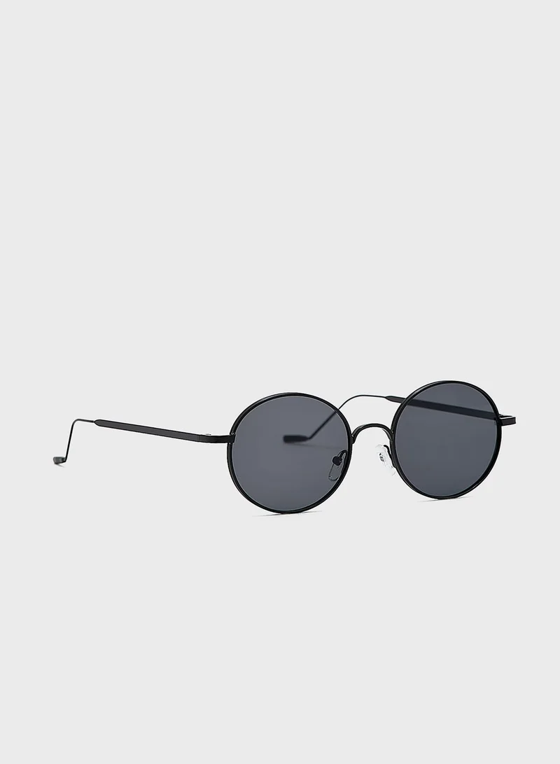 Seventy Five Casual Round Sunglasses