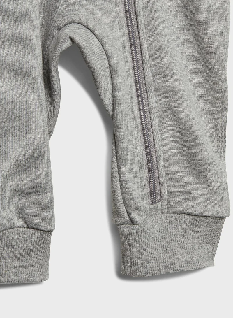 adidas بدلة رياضية قطن اساسية بـ 3 خطوط للأطفال