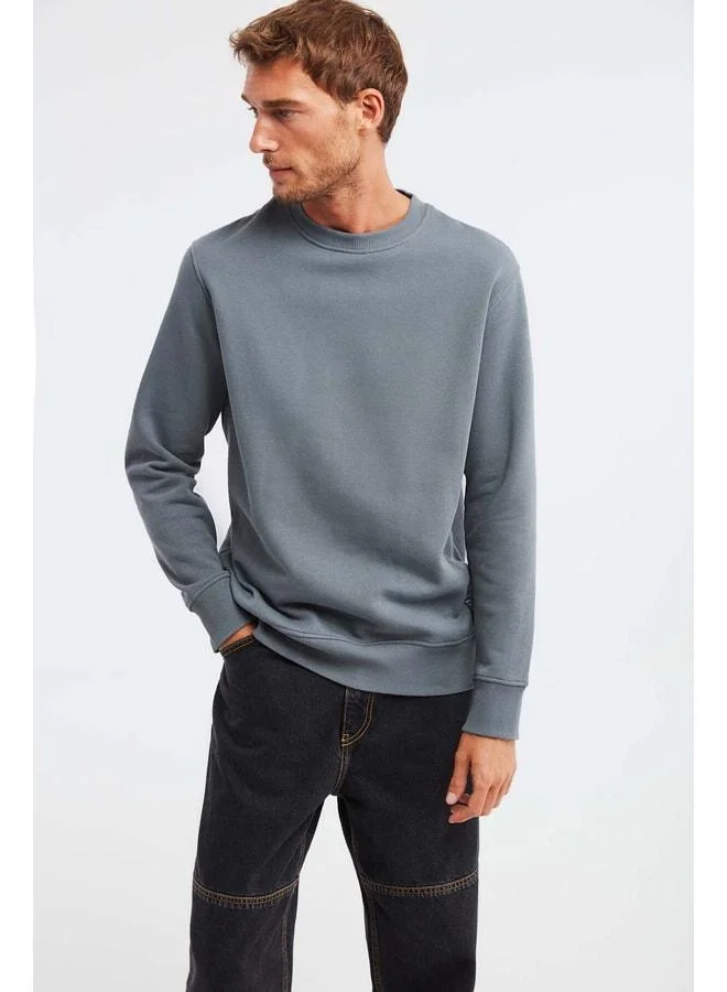 GRIMELANGE Travis Men's Organic Fabric Soft Regular Fit Crew Neck Dark Gray Sweatshirt.