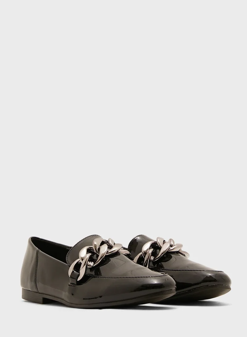 Deezee @ CCC Chain Detail Moccasins