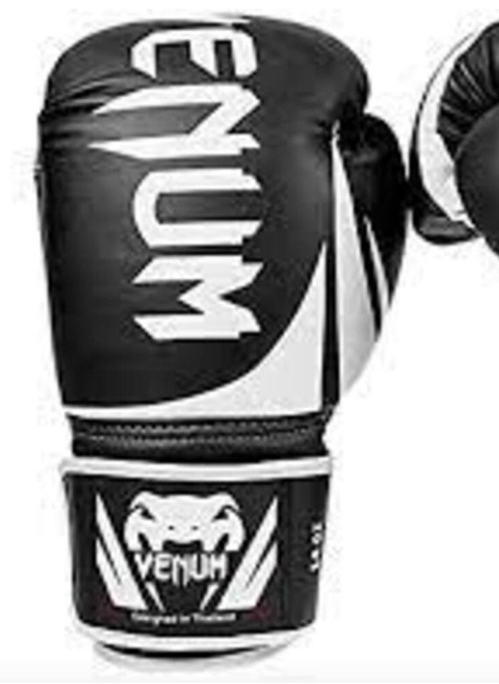 VENUM - Boxing Gloves 10 OZ, Black - Image 1