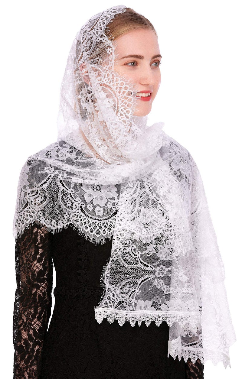 PAMOR Rectangular Chapel Veil Spanish Lace Floral Mantilla Veils Wrap Shawl Mass Head Covering (White) - Image 5