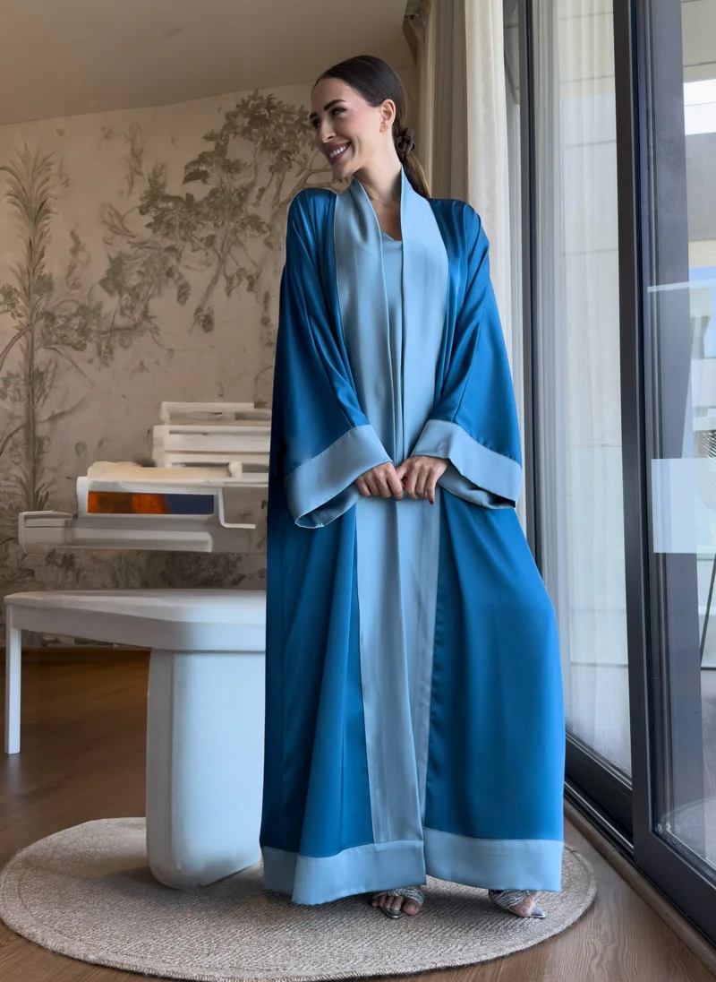 جانارا جونز Ocean Mist Satin Abaya Kaftan