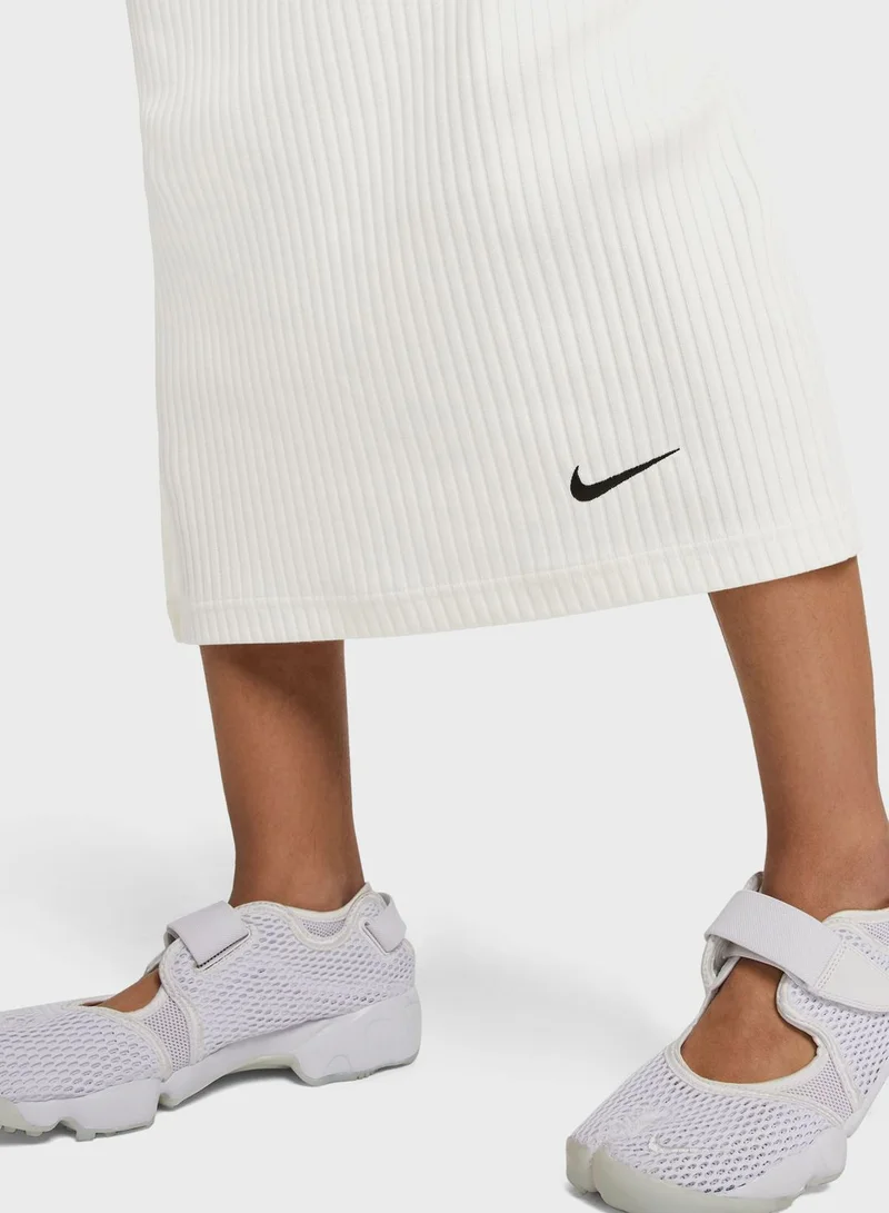 Nike  Nsw Logo Skirt for Women | Best Price UAE