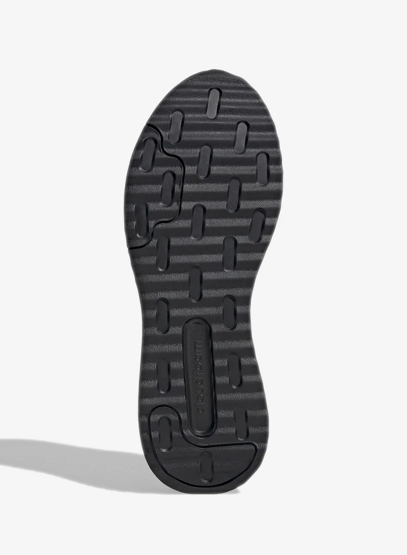 اديداس سنيكرز اكس بي إل آر باث