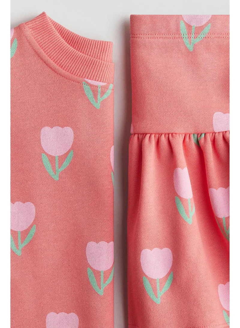 H&M 2-piece sweatshirt and skirt set