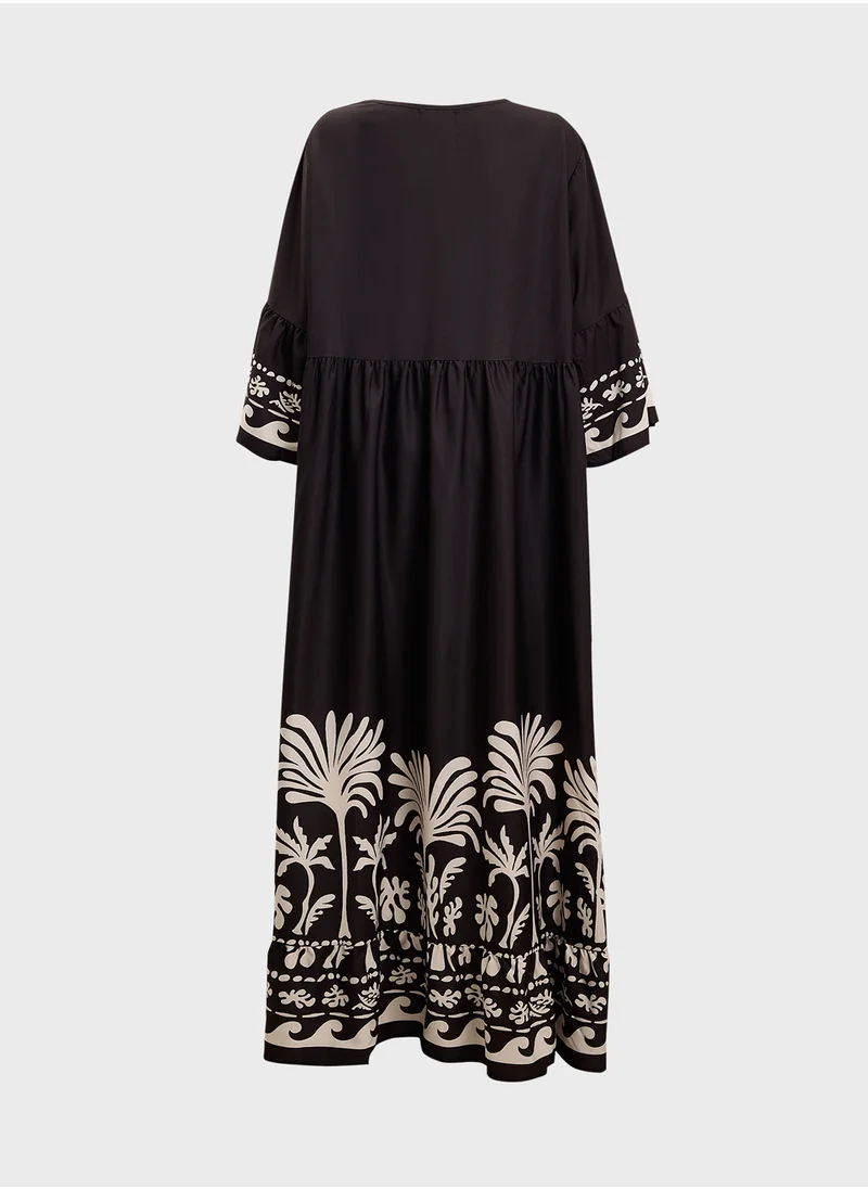 خزانة Plus Size Border Print Dress
