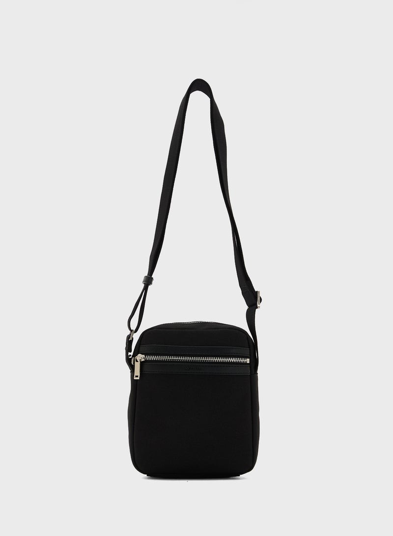 كالفن كلاين حقيبة مراسل كاجوال - Image 1