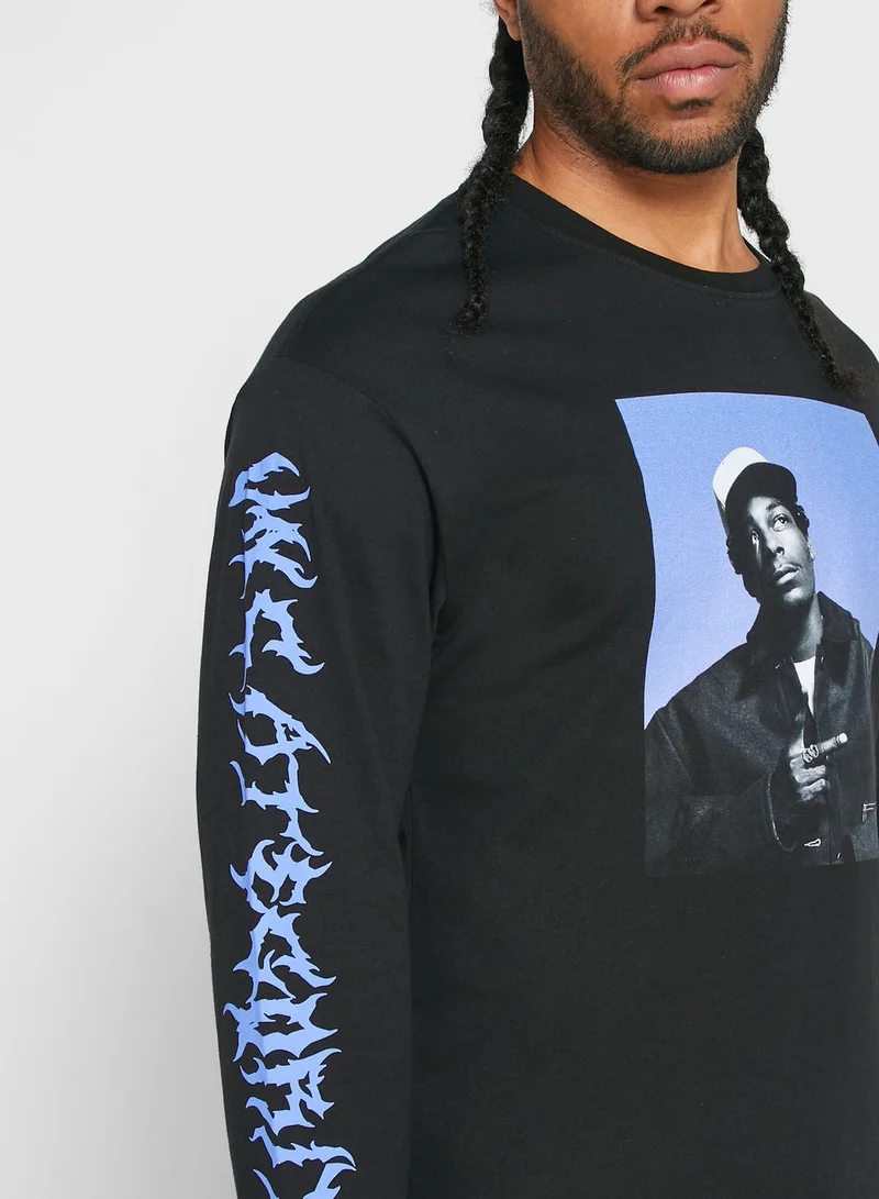Chi Modu Uncategorized T-Shirt