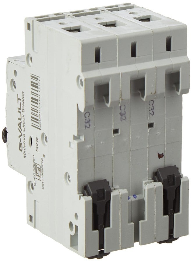 GM MCB 32A TRIPLE POLE 'C' TYPE - Image 2