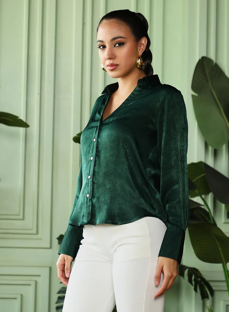 Pinacolada  Women's Emerald Green Crushed-Satin Tailored Shirt | نساء | أكمام طويلة | سادة | كاجوال | قميص | طوق منتشر for Women | Best Price UAE