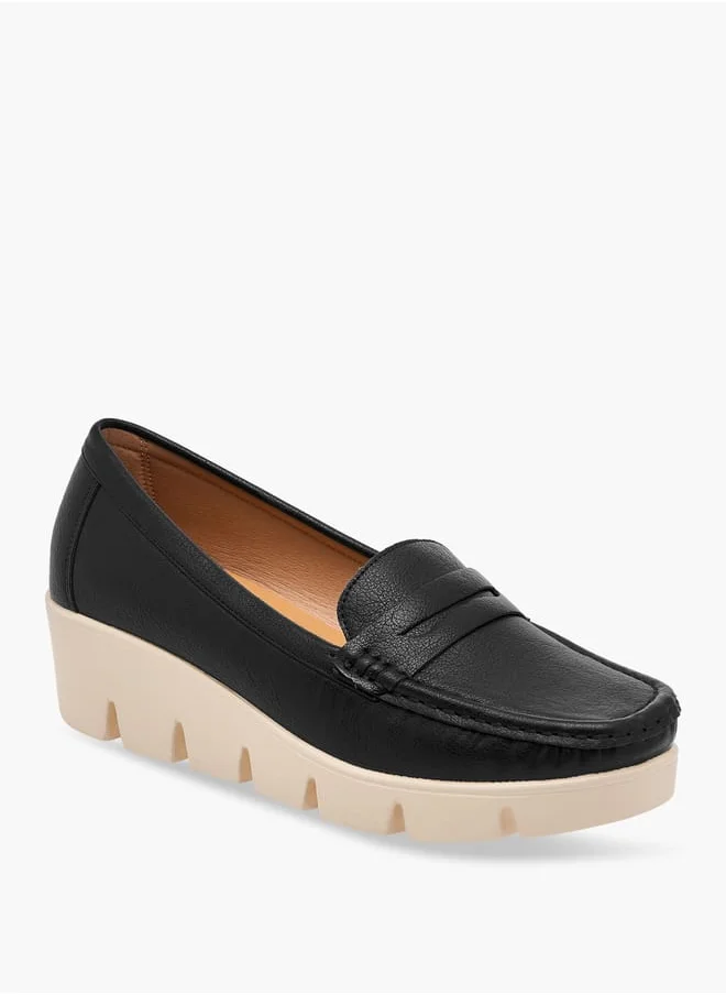 لو كونفورت Women Textured Slip-On Loafers with Wedge Heels