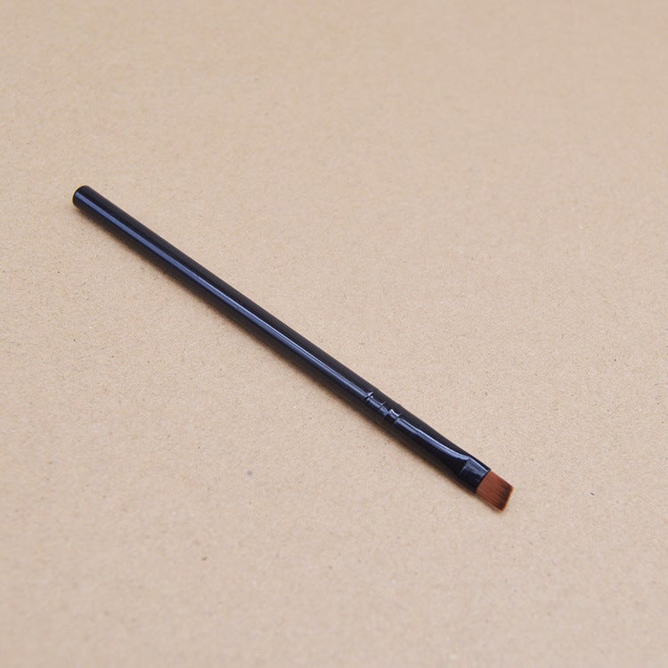 Ready Stock Single Lip Brush Concealer Brush Oblique Head Eyebrow Brush Eye Shadow Brush Lipstick Brush Makeup Brush Beauty Tool Portable - Image 1