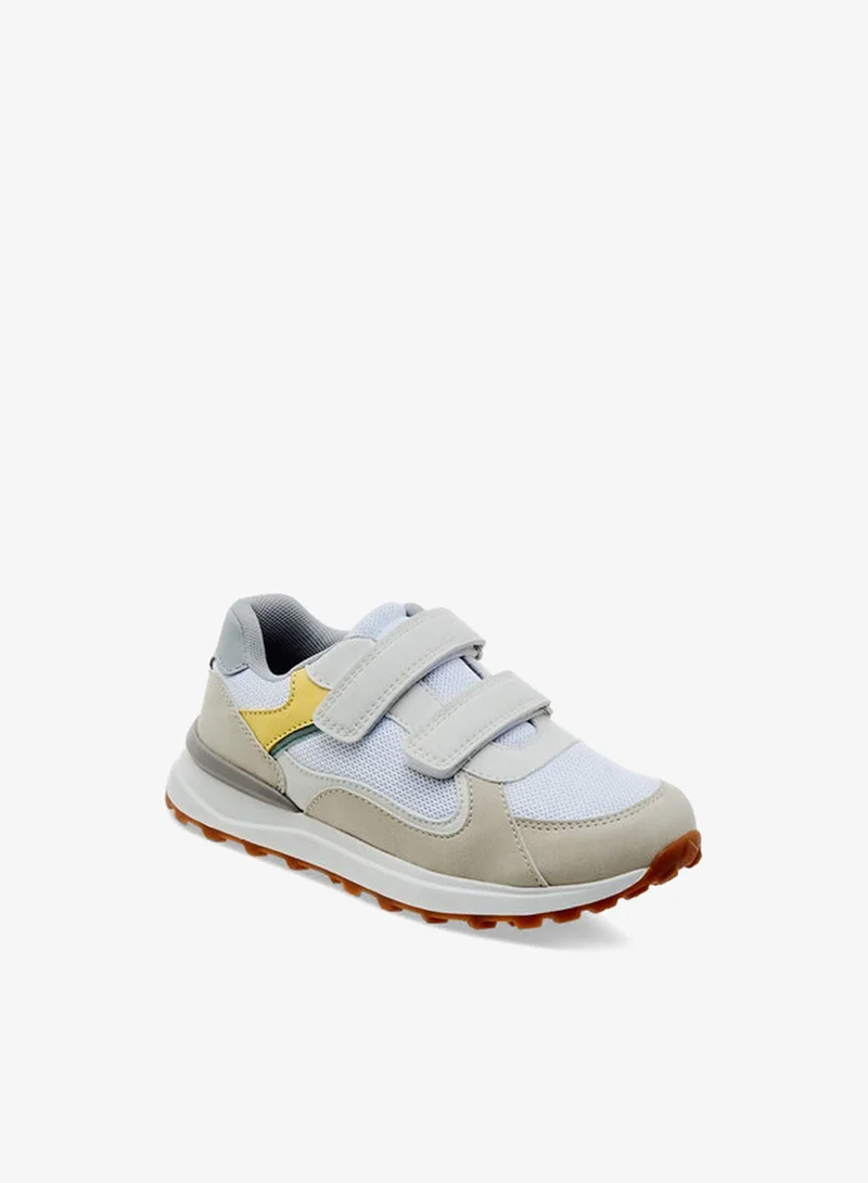 JUNIORS Boys Panelled Sneakers with Hook and Loop Closure