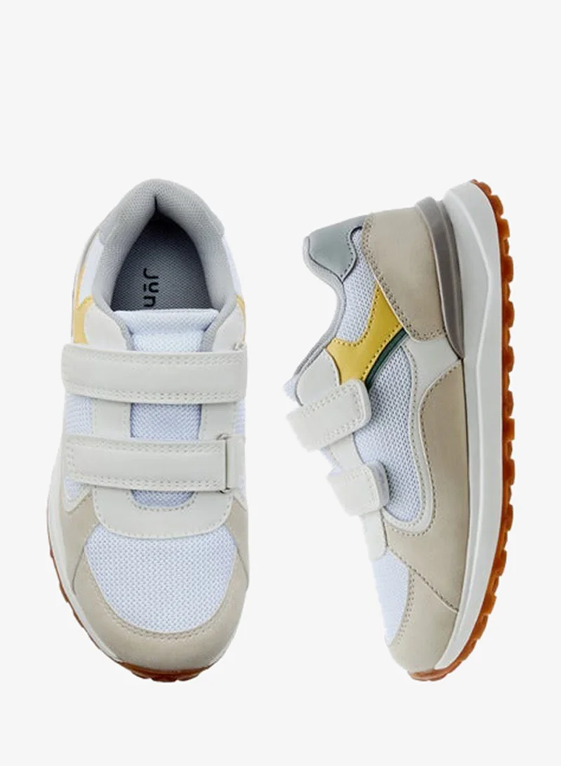 جونيورز سنيكرز أولاد بنعل خارجي بنمط ألواح مع إغلاق بشريط لاصق