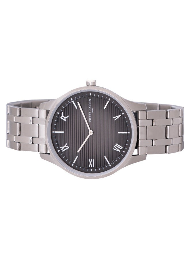 PIERRE CARDIN MEN'S TIMEPIECE - ELEGANT SILVER METAL CASE WITH CLASSIC BLACK DIAL - Image 3