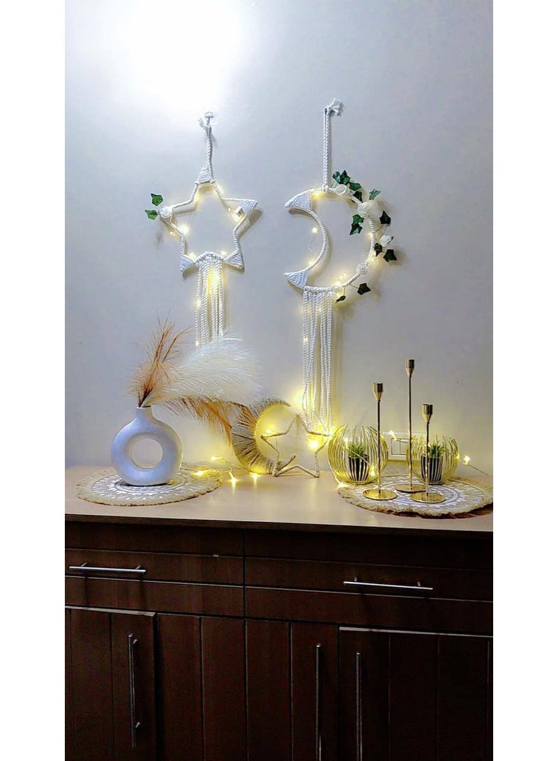 ناما الطقم ٢ قطعه هلال ونجمه متقفلين مكرميه قطن مقاس كل قطعه ٣٠سم الطقم متزين بزرع اخضر صناعي مطعم بورد فوم شيك جدا معاه ٢ فرع ليد سلك وورم بيعمل بالبطاريه مع امكانيه تغير ٣ انماط للاضاءه - Image 3