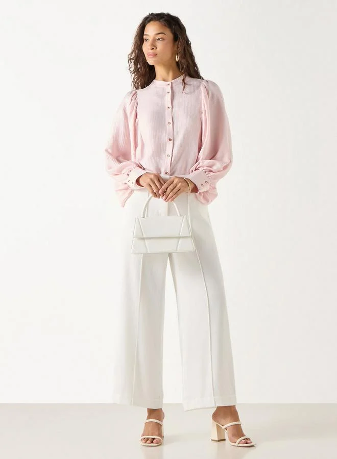 ايكونيك قميص بارز الملمس بياقة ماندارين وأكمام طويلة من آيكونيك