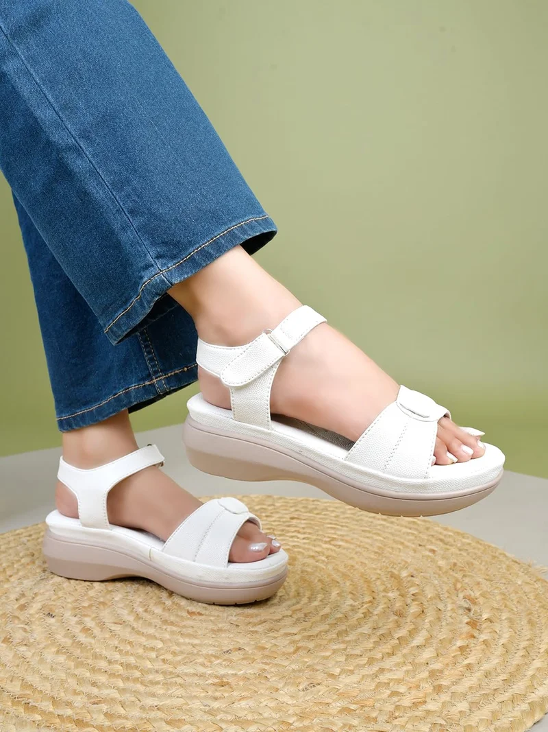شوتوبيا Shoetopia Women’s White Comfort Sandals with Adjustable Straps | Lightweight Casual Walking Sandals with Soft Cushioned Sole EU41