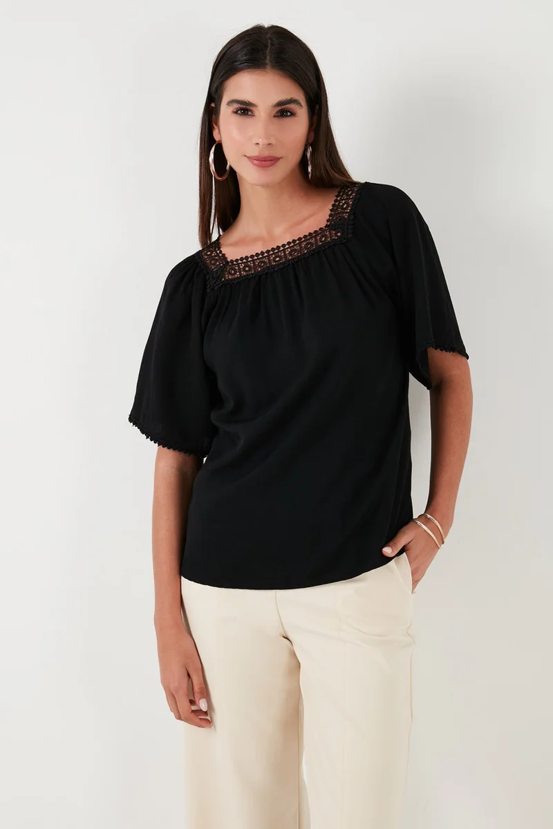ليلا Laced Regular Fit Square Collar Blouse Women's Blouse 5865652