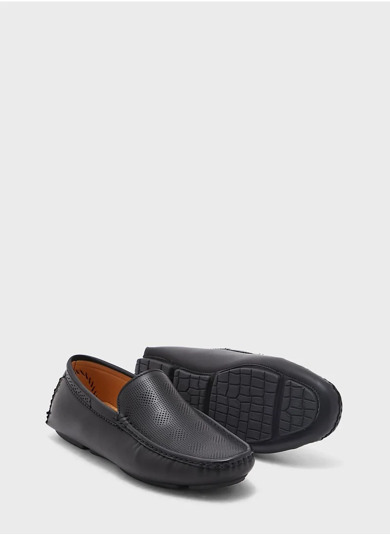 Robert Wood Perforation Detail Casual Moccasins