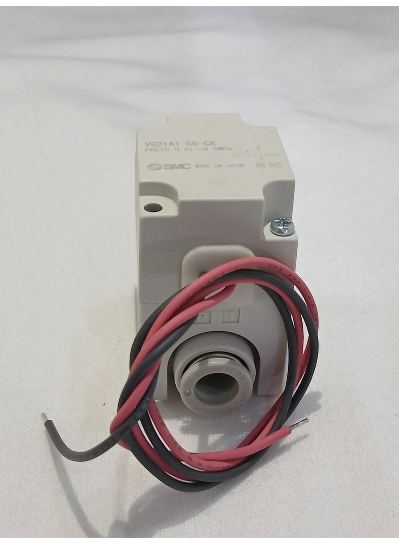SMC Pneumatic Solenoid Valve VQ21A1-5G-C8 24VDC - Image 2