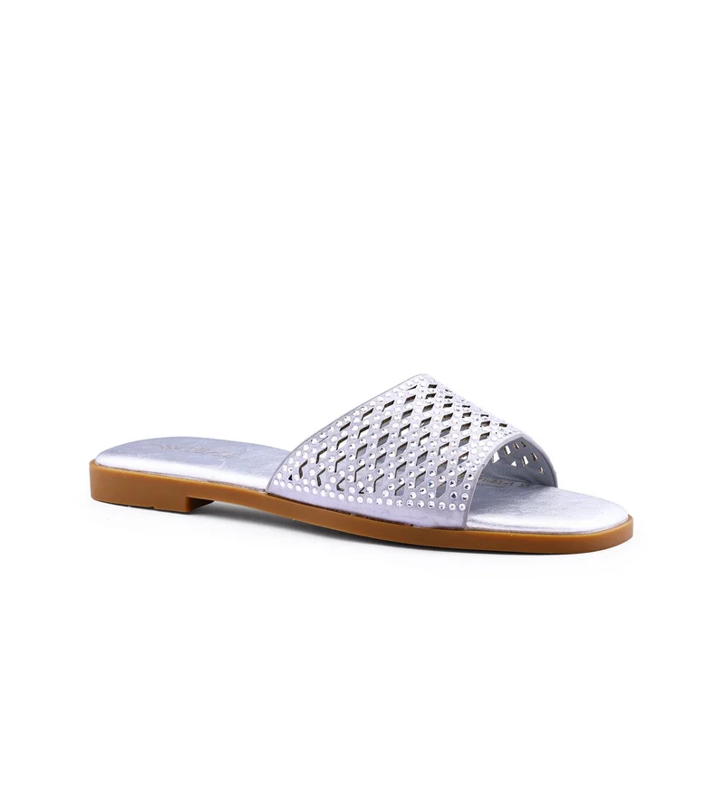 كابلي صنادل نسائية مسطحة بفتحات