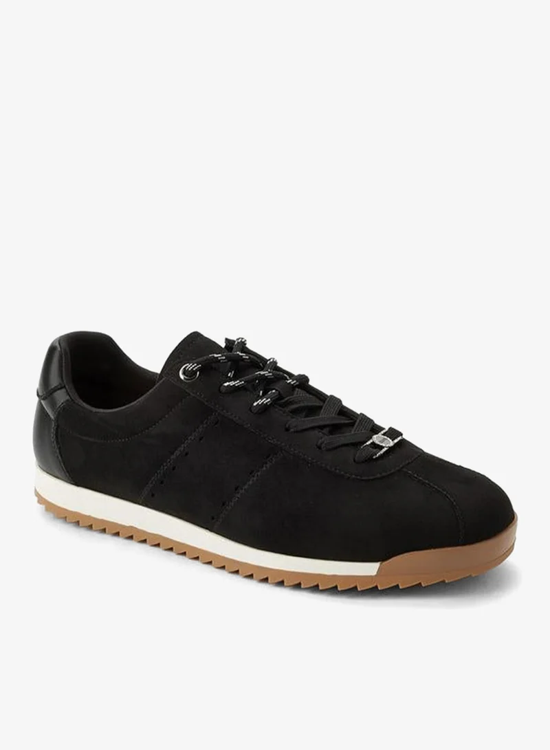 سيليست Women Lace-Up Ankle Sneakers