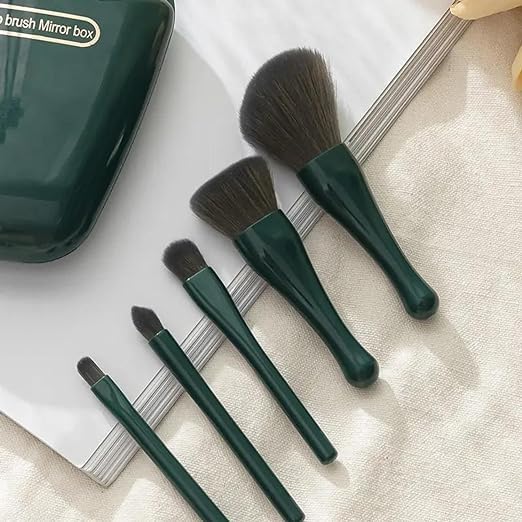 KRLZ Easytaken Travel Makeup Brush Set 5pcs Mini Makeup Kit With Mirror Foundation Brush Eyeshadow Brush Shell Shape Complete Function Travel Portable Cosmetic Brushes Kit - Image 2