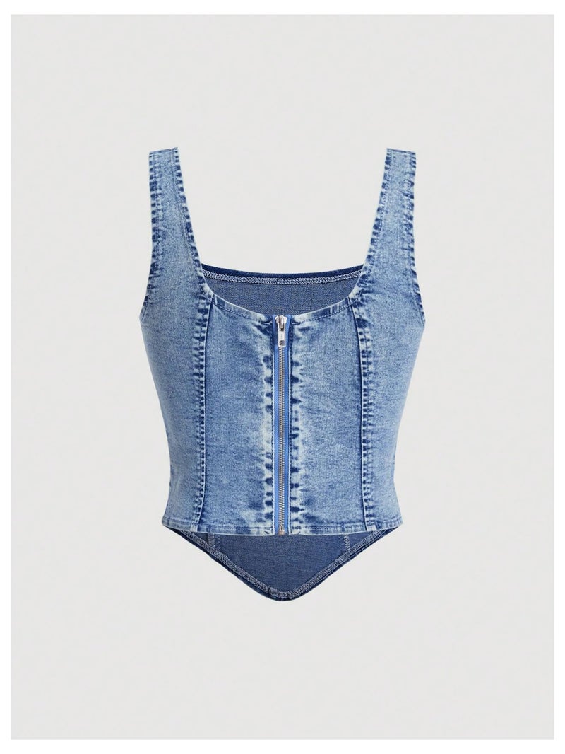 WDIRARA Women's Denim Corset Tank Top Asymmetrical Hem Crop Tops Sleeveless Zip Up Back Tanks Light Wash Medium - Image 2